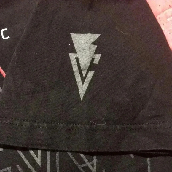 WWE Fin Balor Tshirt - Picture 4 of 6